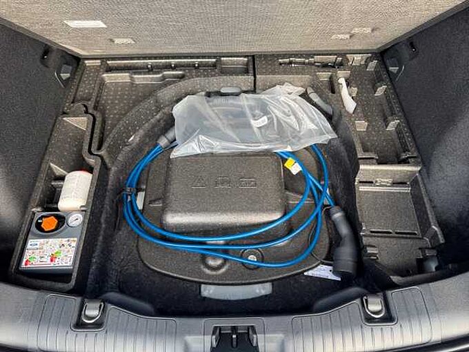 Ford Kuga 2.5 PHEV PlugIn-Hybrid VIGNALE