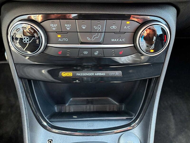 Ford Puma 1.0 HYBRID Aut Vivid Ruby Edition |Massage|