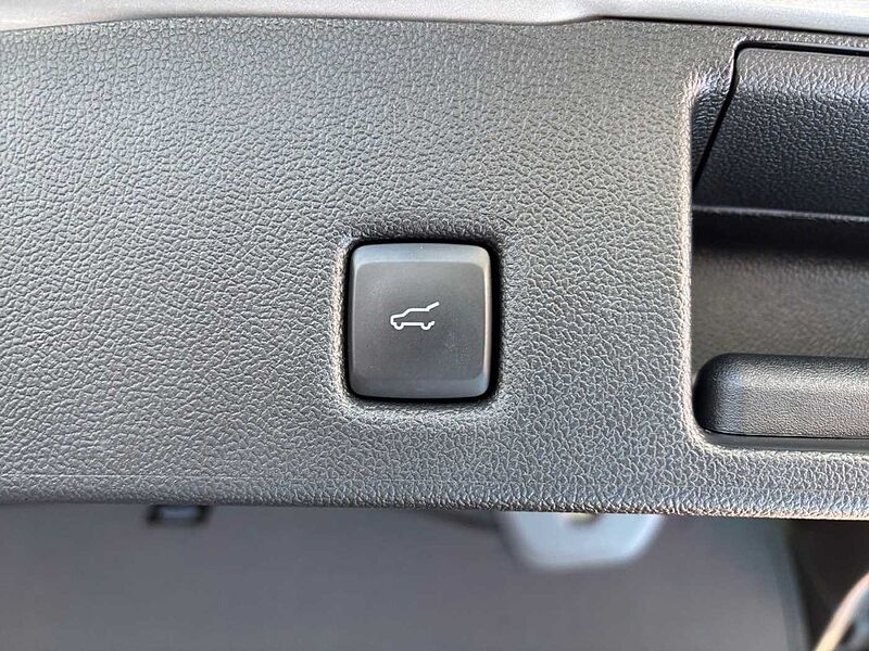 Ford Kuga 1.5 EcoBoost 150 ST-Line X |AHK|GJR|LED|