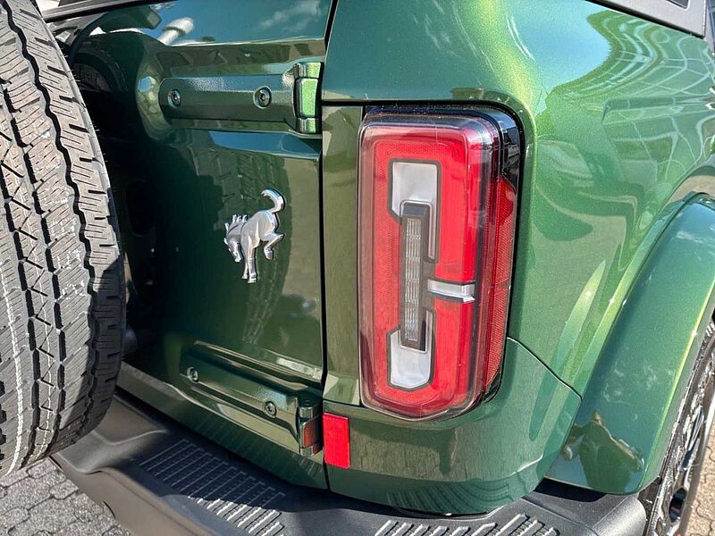 Ford Bronco 2.7 EcoBoost V6 OUTER BANKS mit Heckzelt