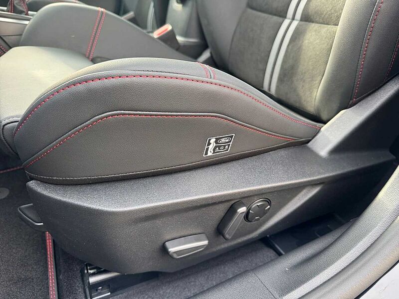 Ford Focus 2.3 EcoBoost 280 STX |6-Gang|PD|sofort! !!