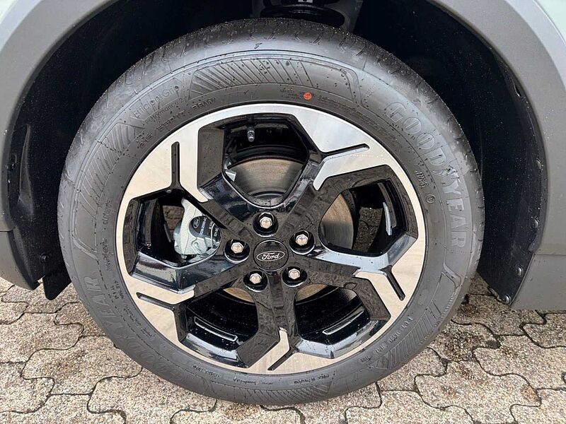 Ford Tourneo Courier 1.0 EcoBoost 125 AUT. Active