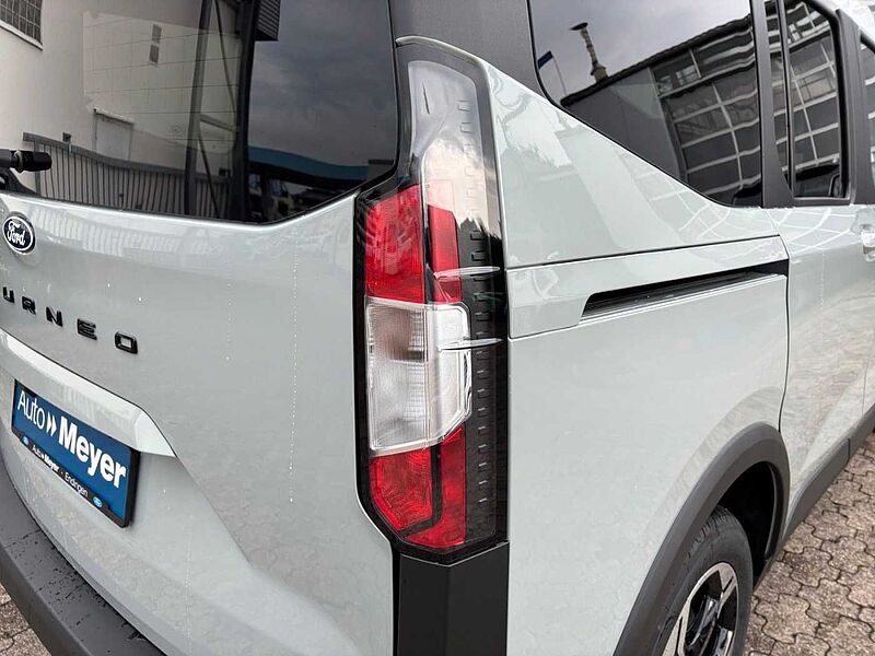 Ford Tourneo Courier 1.0 EcoBoost 125 AUT. Active