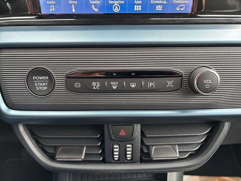 Ford Tourneo Courier 1.0 EcoBoost 125 AUT. Active