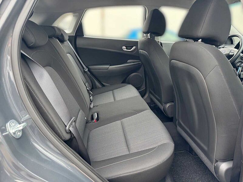 Hyundai Kona Select 1.0 T-GDI 120 Mild-Hybrid 2WD