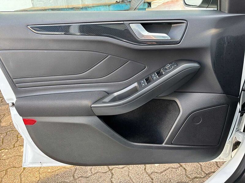 Ford Focus Turnier 1.0 HYBRID Aut. ST-Line X |PD|ACC|