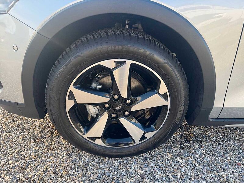 Ford Focus Turnier 1.0 HYBRID Aut. Active X |AHK|B&O|