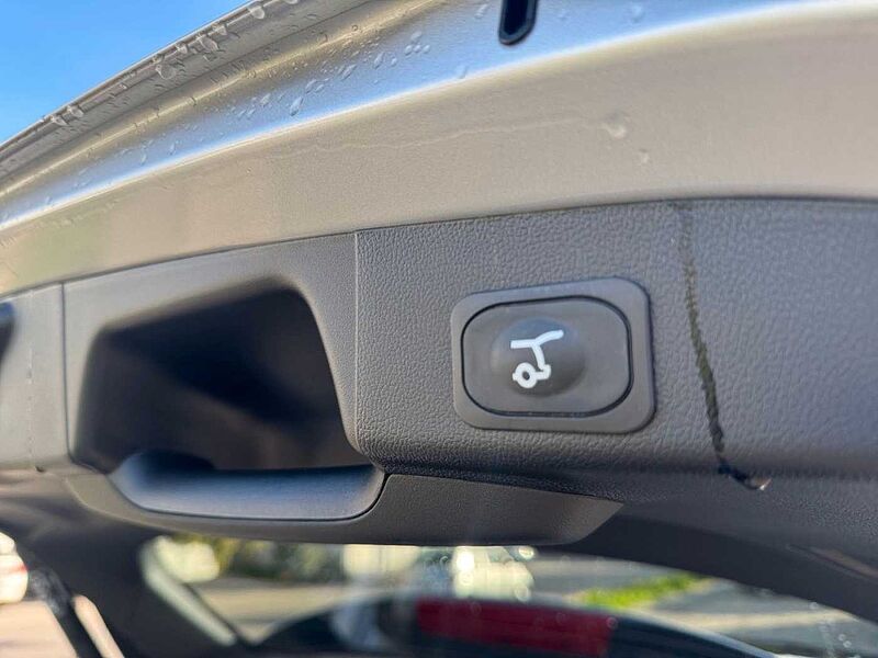 Ford Focus Turnier 1.0 HYBRID Aut. Active X |AHK|B&O|