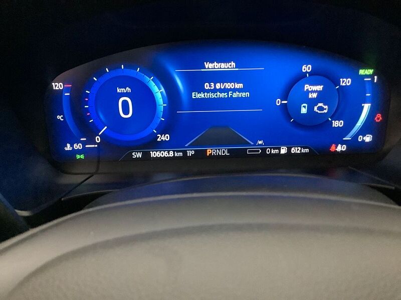 Ford Kuga 2.5 PHEV Plug-In Hybrid TITANIUM