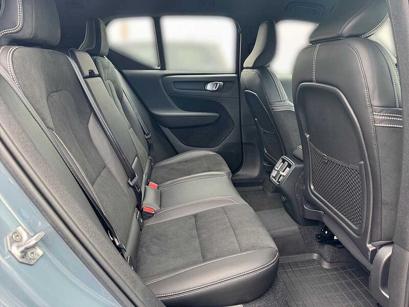 Volvo XC 40 D4 R Design Aut. 190 AWD*PREISHIT*