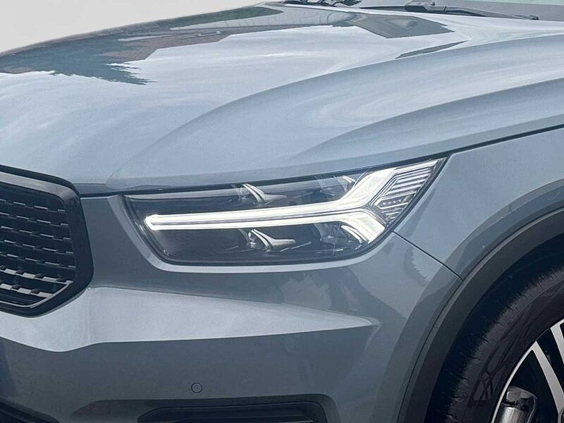 Volvo XC 40 D4 R Design Aut. 190 AWD*PREISHIT*