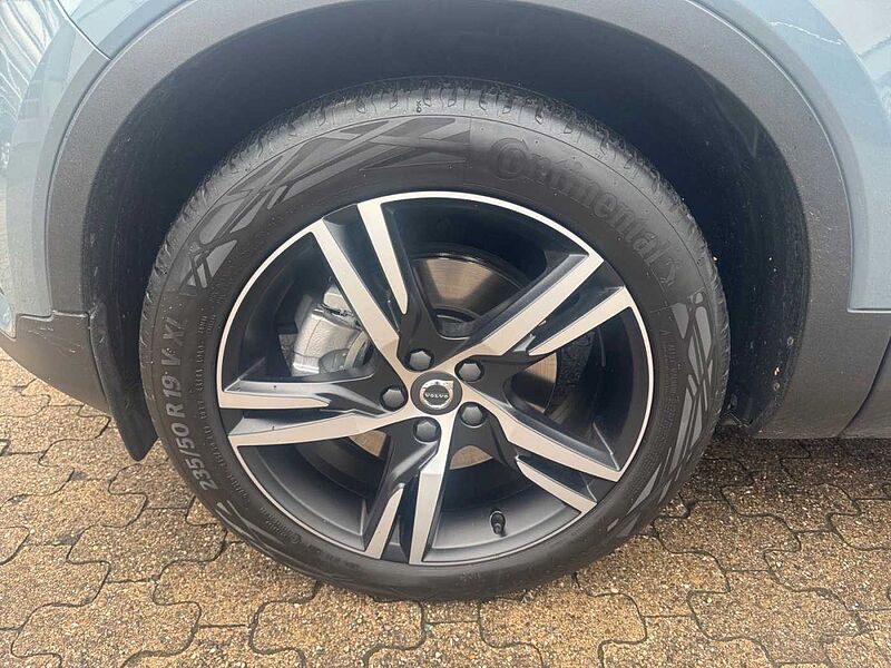 Volvo XC 40 D4 R Design Aut. 190 AWD*PREISHIT*