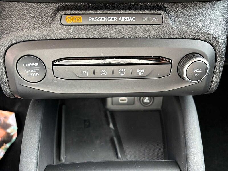 Ford Focus Turnier 1.5 EcoBlue AUT. Titanium X |ACC|